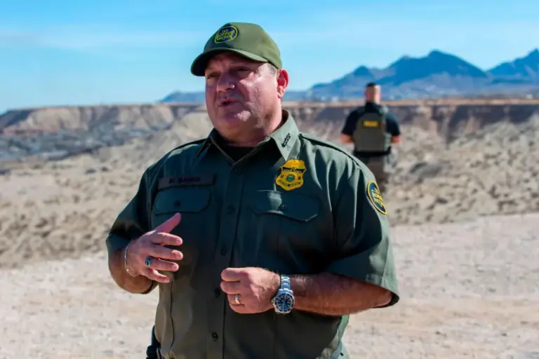 US Border Patrol chief announces his resignation in a Fox News interview
