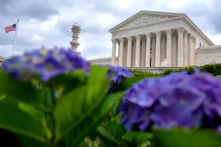 Supreme Court clears way for Trump administration to revive restrictive policy for asylum seekers