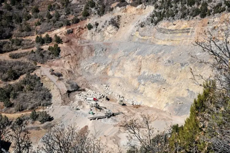 Lawmakers try to block a quarry expansion in Glenwood Springs that they say puts hot springs at risk
