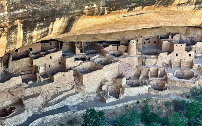 Fire closes part of Colorado’s Mesa Verde National Park