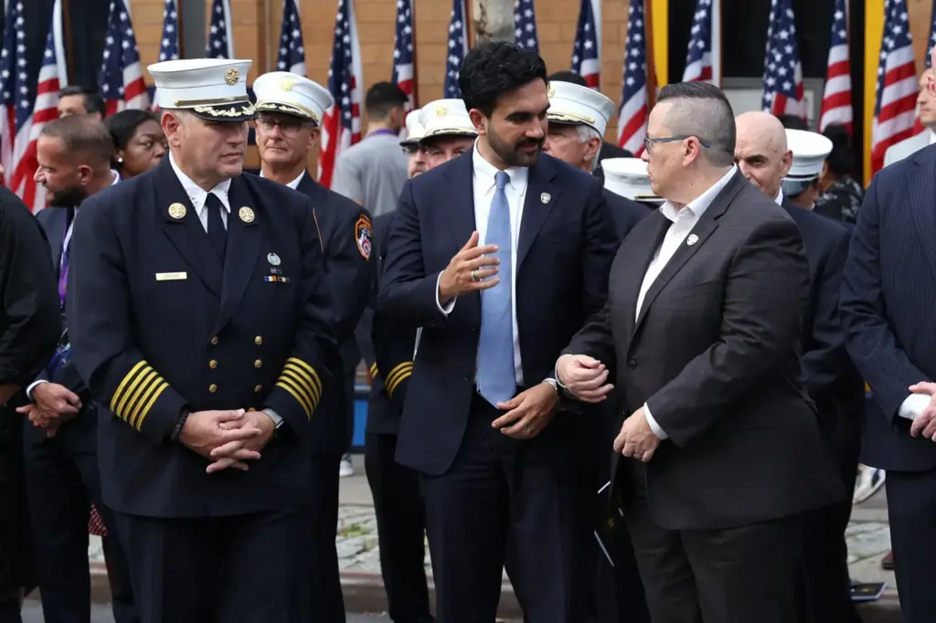 New York City mayor Zohran Mamdani speaks to FDNY commissioner Lillian Bonsignore.