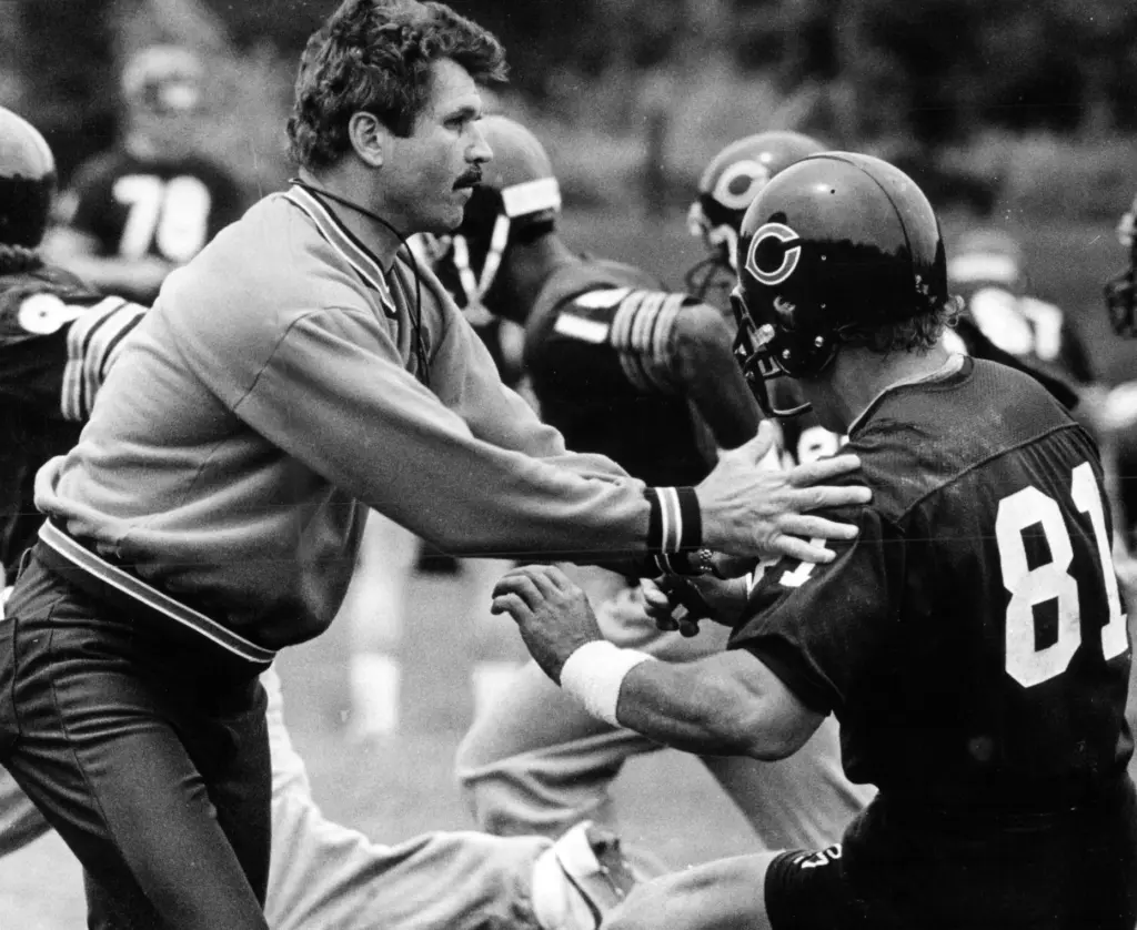 Bears coach Mike Ditka, a former All-Pro tight end, gives...
